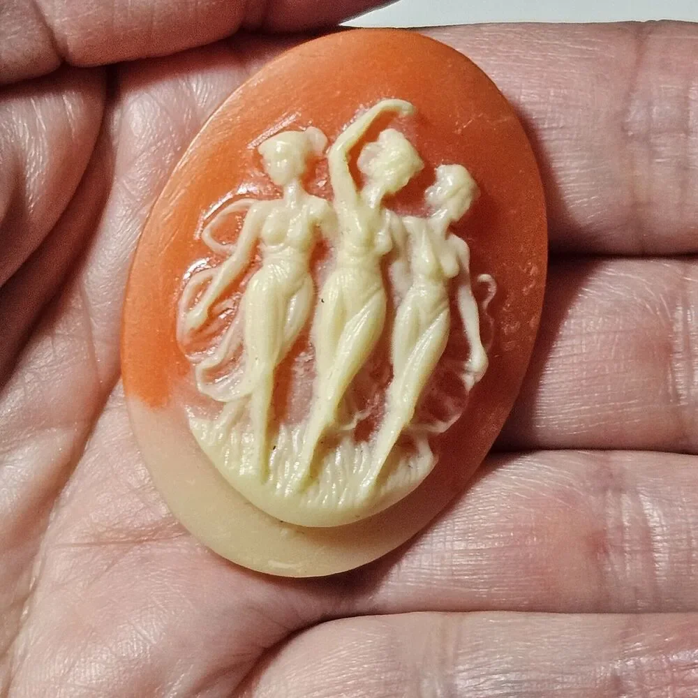 Peach And Cream Cameo Brooch